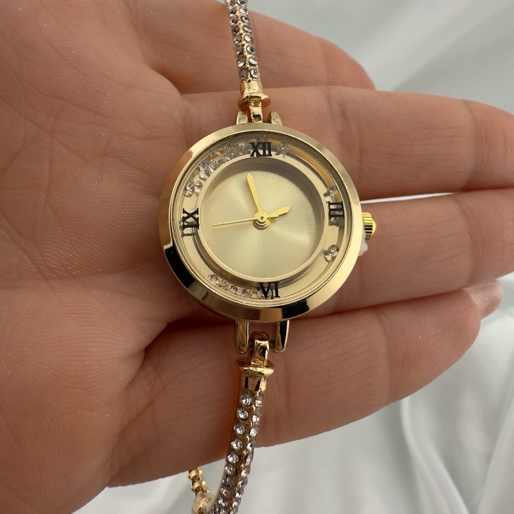 Beautiful Elegant Classic Adjustable Gold and Silver Women's Watch